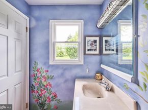 1465 Makefield Road, Yardley PA 19067