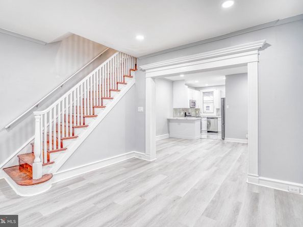 880 Granite Street, Philadelphia PA 19124