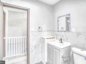880 Granite Street, Philadelphia PA 19124
