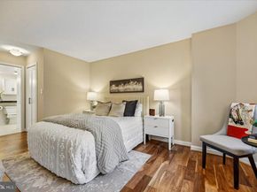 2111 Wisconsin Avenue NW 118, Washington DC 20007