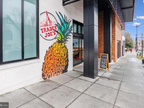 2111 Wisconsin Avenue NW 118, Washington DC 20007