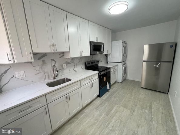 2315 S 12TH Street, Philadelphia PA 19148