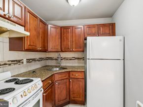 6141 Old York Road, Philadelphia PA 19141