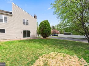 5106 N Hunters Court N, Bensalem PA 19020
