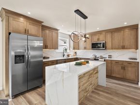 5106 N Hunters Court N, Bensalem PA 19020