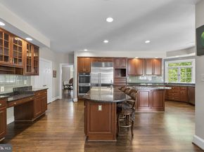 7012 Fawn Trail Court, Bethesda MD 20817