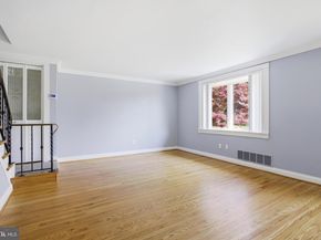 418 Colonial Park Drive, Springfield PA 19064