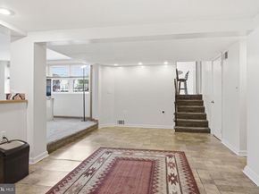 1040 Eisenhower Avenue, Woodlyn PA 19094