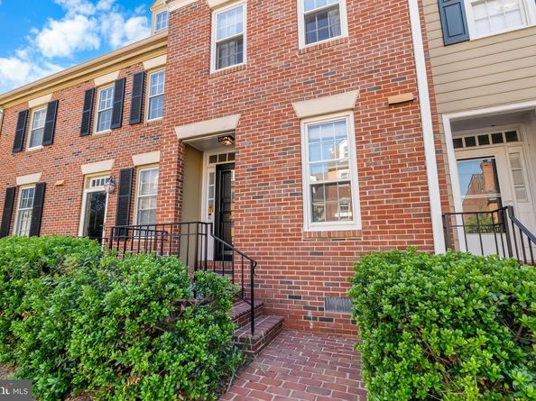 633 S Columbus Street, Alexandria VA 22314