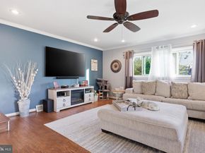 2754 Clayton Street, Philadelphia PA 19152
