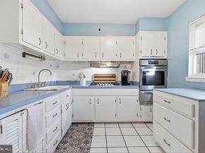 2754 Clayton Street, Philadelphia PA 19152