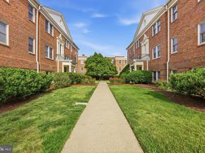 718 S Washington Street 101, Alexandria VA 22314