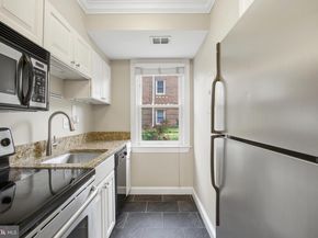 718 S Washington Street 101, Alexandria VA 22314