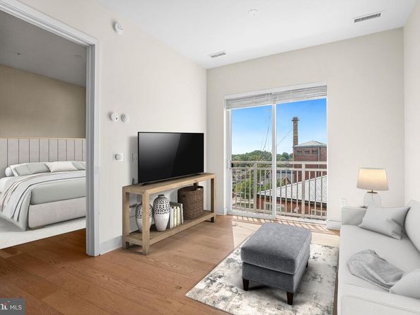 6803 Cameron Drive NW 314, Washington DC 20012