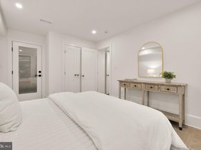 7928 16TH Street NW, Washington DC 20012