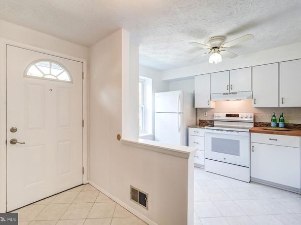 2880 S Meade Street, Arlington VA 22206