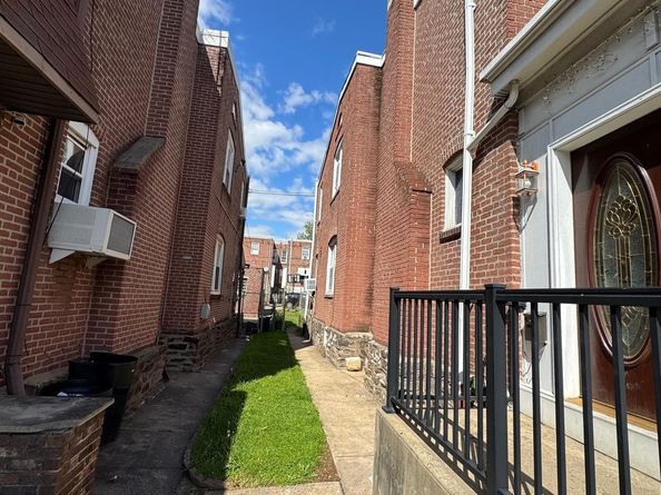 3405 Tyson Avenue, Philadelphia PA 19149