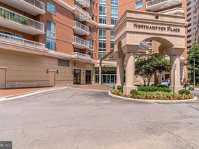 3101 N Hampton Drive 403, Alexandria VA 22302