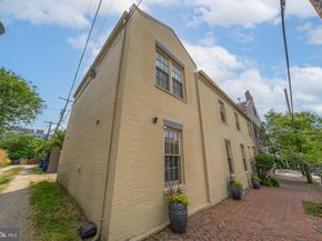 228 S Alfred Street S, Alexandria VA 22314