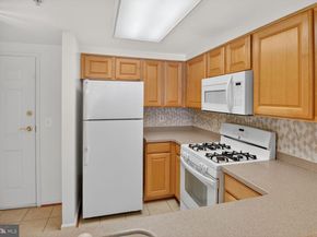 3830 9TH Street N 308W, Arlington VA 22203