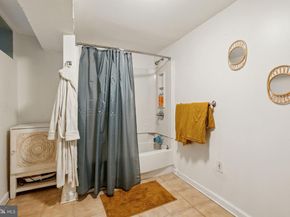 1921 Poplar Street, Philadelphia PA 19130