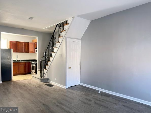 338 Snyder Avenue, Philadelphia PA 19148