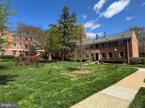 2603 Arlington Boulevard 39, Arlington VA 22201
