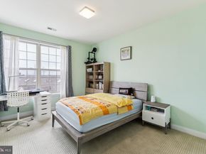 109 Surgeon General Court, Philadelphia PA 19146