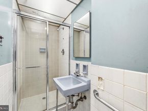 1001 City Avenue E307, Wynnewood PA 19096