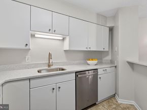 2111 Wisconsin Avenue NW 210, Washington DC 20007