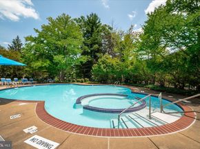 2111 Wisconsin Avenue NW 210, Washington DC 20007