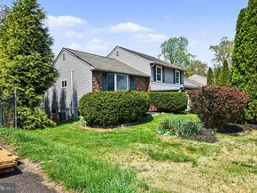174 N Hawthorne Avenue, Langhorne PA 19047