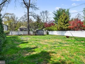 174 N Hawthorne Avenue, Langhorne PA 19047