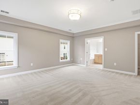 8908 Royal Hannah Lane, Fairfax VA 22031