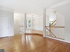 8908 Royal Hannah Lane, Fairfax VA 22031