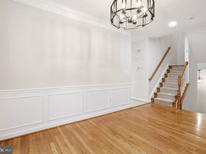 8908 Royal Hannah Lane, Fairfax VA 22031