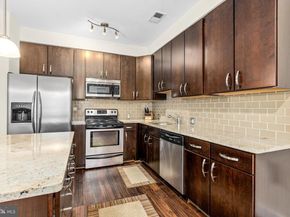 245 15TH Street SE 105, Washington DC 20003
