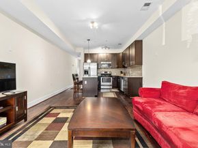 245 15TH Street SE 105, Washington DC 20003