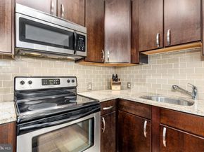 245 15TH Street SE 105, Washington DC 20003