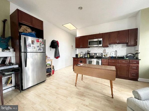 4631 Locust Street, Philadelphia PA 19139