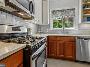 3702 Valley Drive, Alexandria VA 22302