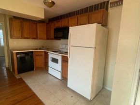 612 Eastern Avenue NE 103, Washington DC 20019