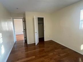 612 Eastern Avenue NE 103, Washington DC 20019