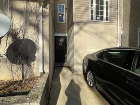 612 Eastern Avenue NE 103, Washington DC 20019