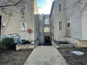 612 Eastern Avenue NE 103, Washington DC 20019