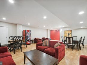 1324 Locust Street 814, Philadelphia PA 19107