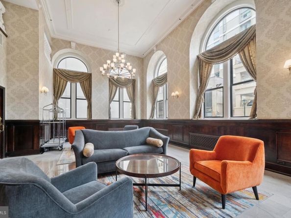 1324 Locust Street 814, Philadelphia PA 19107