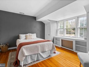 712 Hendren Street, Philadelphia PA 19128