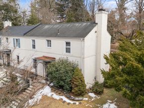 712 Hendren Street, Philadelphia PA 19128