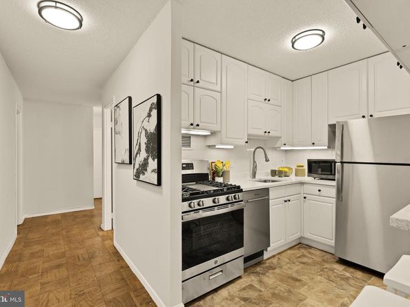 1301 20TH Street NW 817, Washington DC 20036